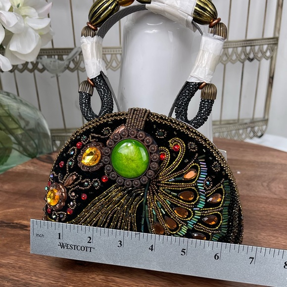 New.MR mini beaded clutch bag. - Picture 6 of 8